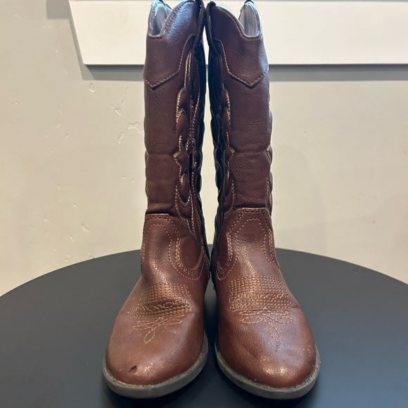 Cat and Jack boots size 13 - Picture 2 of 5